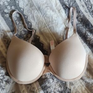 VS PINK full coverage nude bra 32D